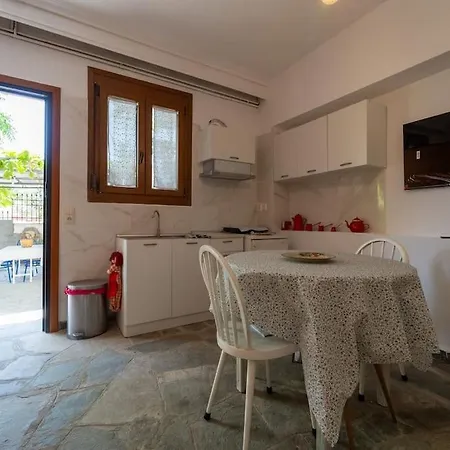Apartment Studio Sotos *