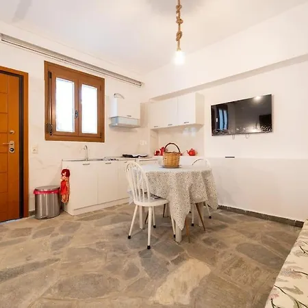 Studio Sotos * Nea Peramos (Macedonia)
